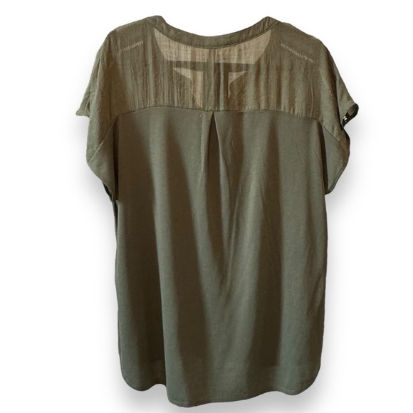 Perception Woman Size 1X Avocado Green Cap Sleeve Pullover Lightweight Top - Picture 2 of 3